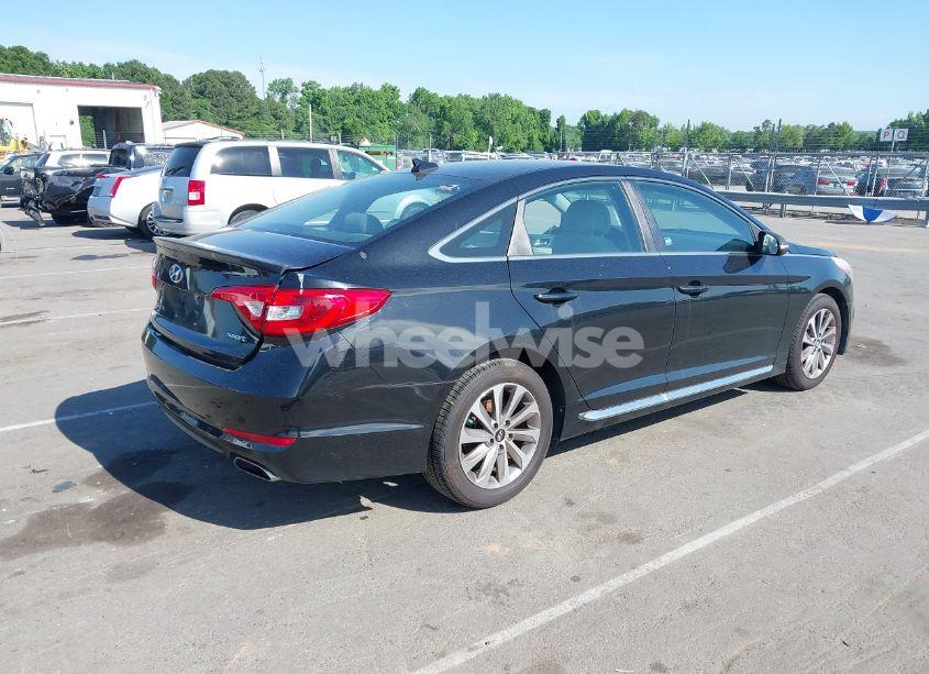 Photo 4 of 2015 Hyundai Sonata SPORT (VIN 5NPE34AF1FH052496)