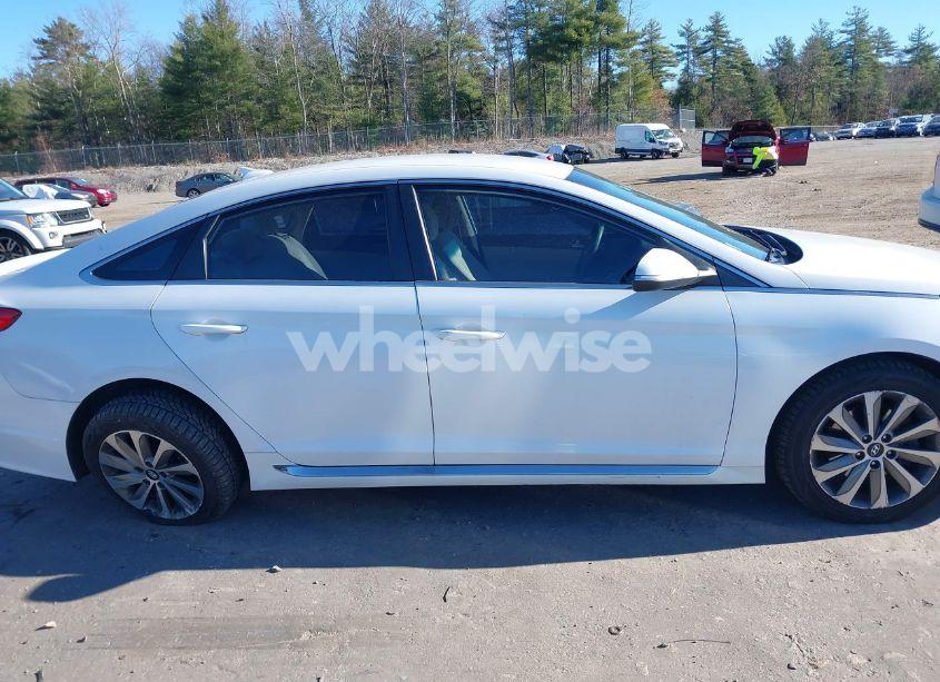 Photo 13 of 2015 Hyundai Sonata SPORT (VIN 5NPE34AF1FH107674)