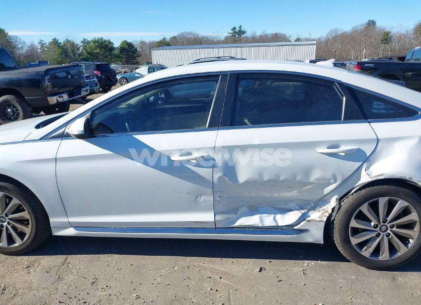 Photo 14 of 2015 Hyundai Sonata SPORT (VIN 5NPE34AF1FH107674)