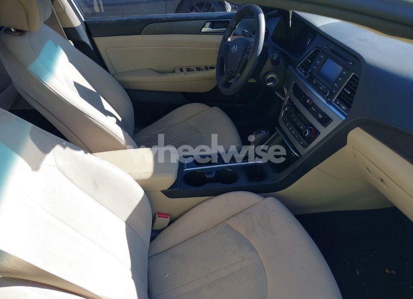 Photo 5 of 2015 Hyundai Sonata SPORT (VIN 5NPE34AF1FH107674)