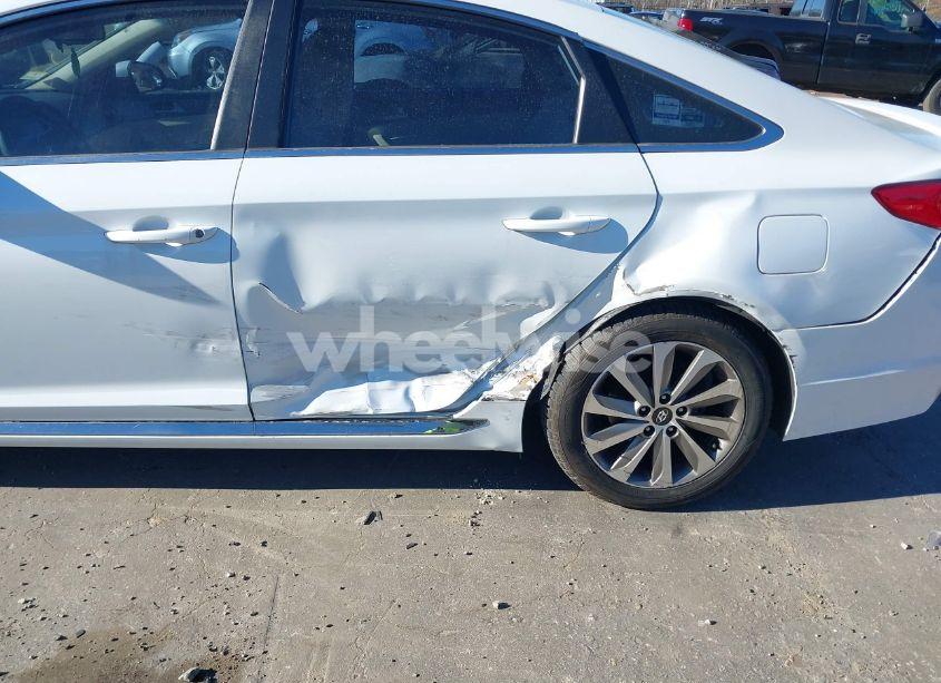 Photo 6 of 2015 Hyundai Sonata SPORT (VIN 5NPE34AF1FH107674)