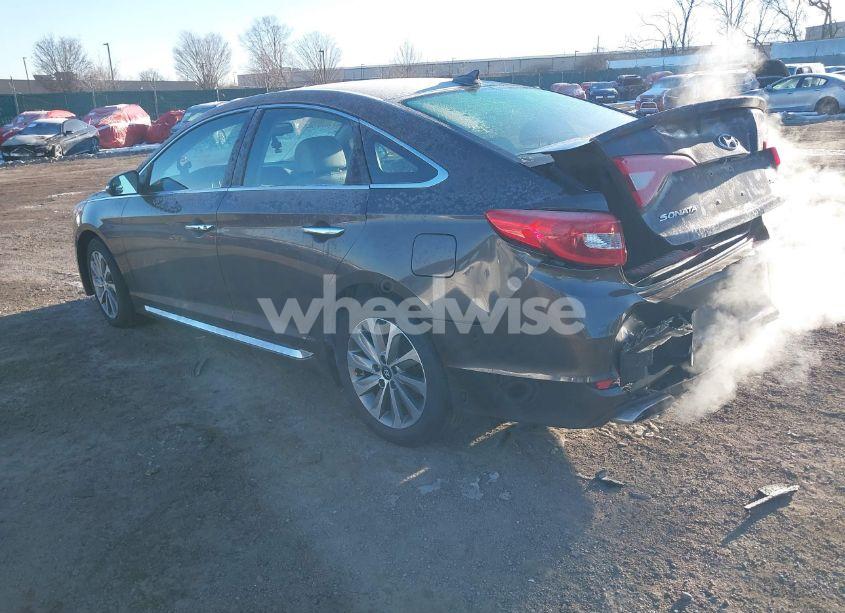 Photo 3 of 2015 Hyundai Sonata SPORT (VIN 5NPE34AF1FH112678)