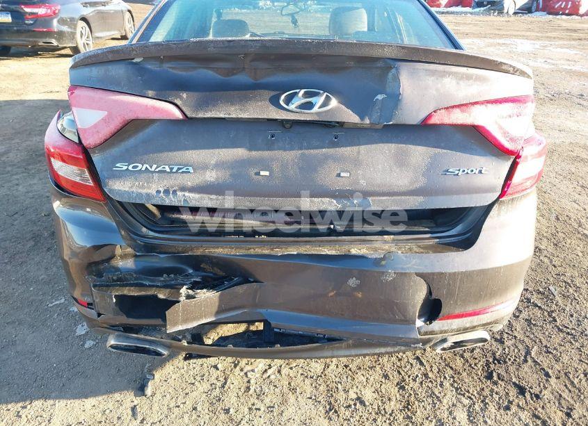 Photo 6 of 2015 Hyundai Sonata SPORT (VIN 5NPE34AF1FH112678)