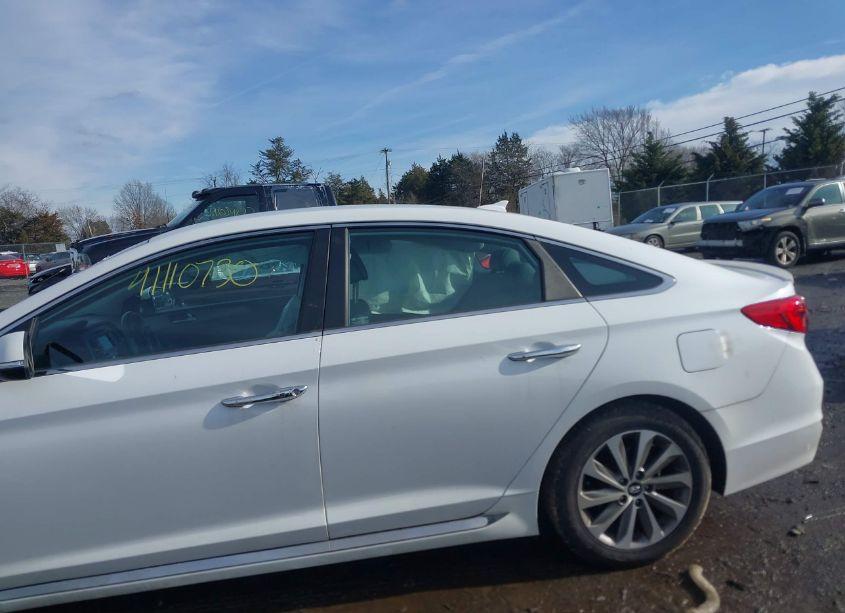 Photo 13 of 2015 Hyundai Sonata SPORT (VIN 5NPE34AF1FH115743)
