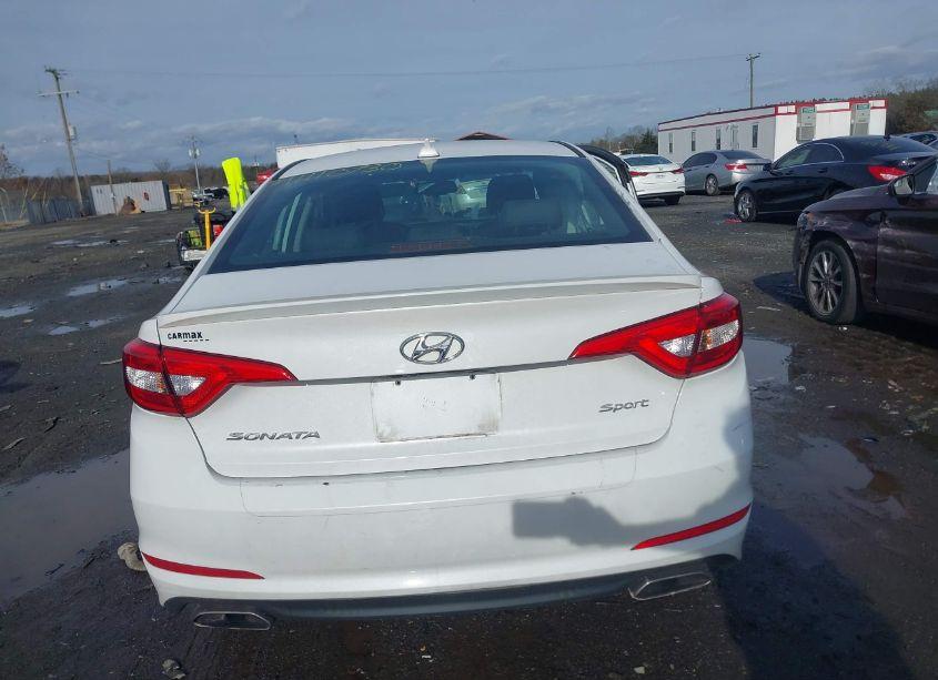 Photo 15 of 2015 Hyundai Sonata SPORT (VIN 5NPE34AF1FH115743)