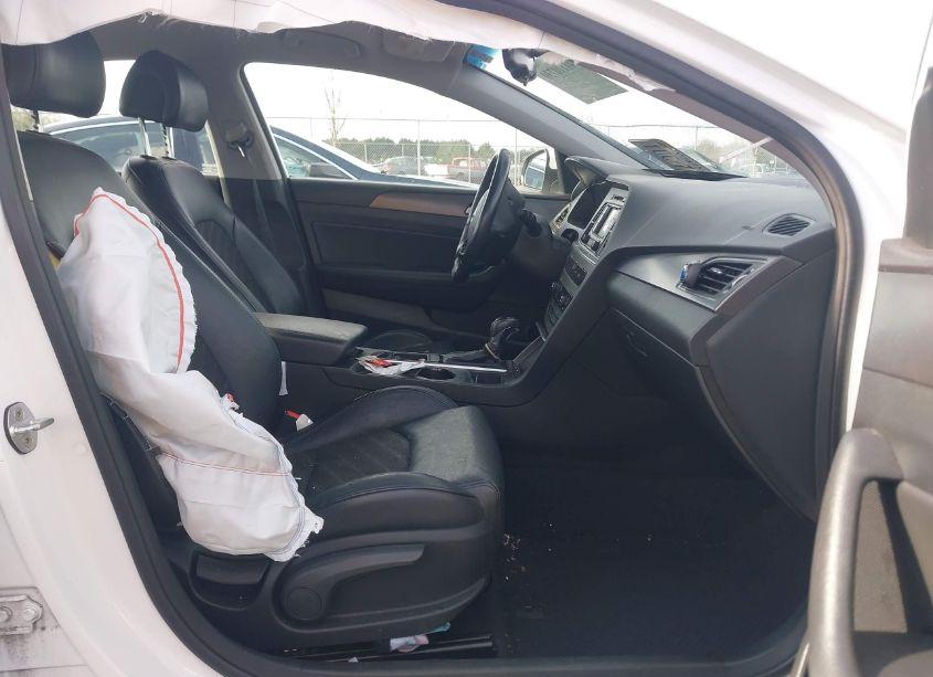 Photo 5 of 2015 Hyundai Sonata SPORT (VIN 5NPE34AF1FH115743)