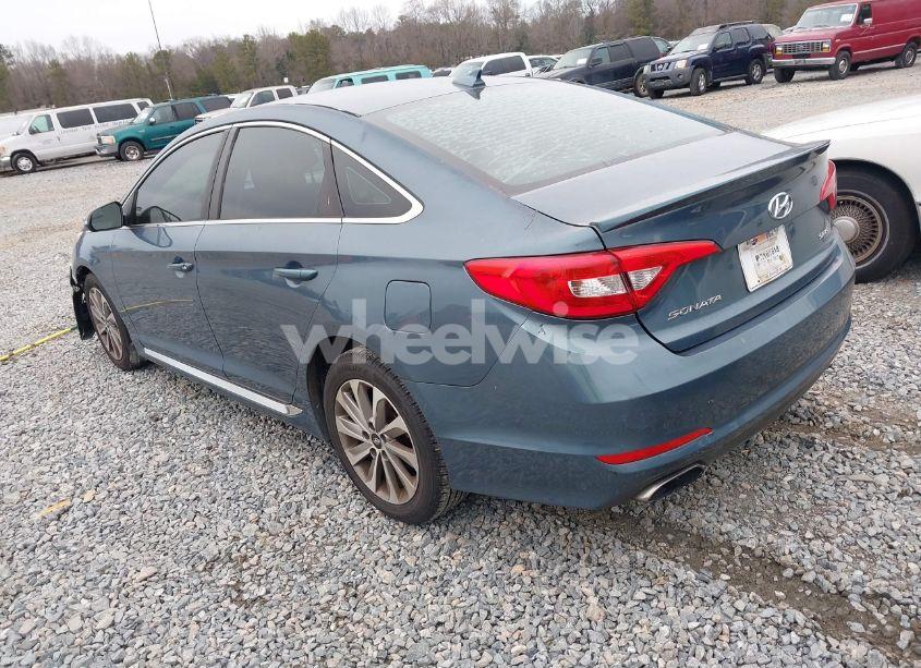 Photo 3 of 2015 Hyundai Sonata SPORT (VIN 5NPE34AF1FH132820)