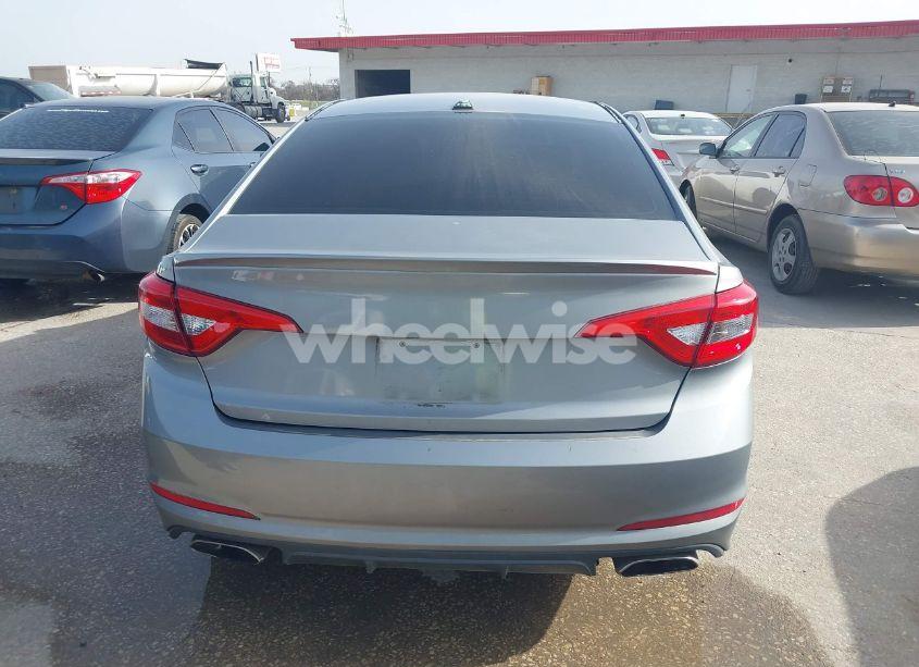 Photo 16 of 2015 Hyundai Sonata SPORT (VIN 5NPE34AF1FH140965)