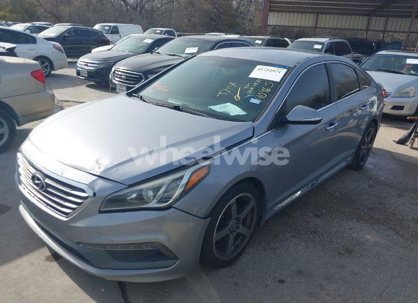 Photo 2 of 2015 Hyundai Sonata SPORT (VIN 5NPE34AF1FH140965)