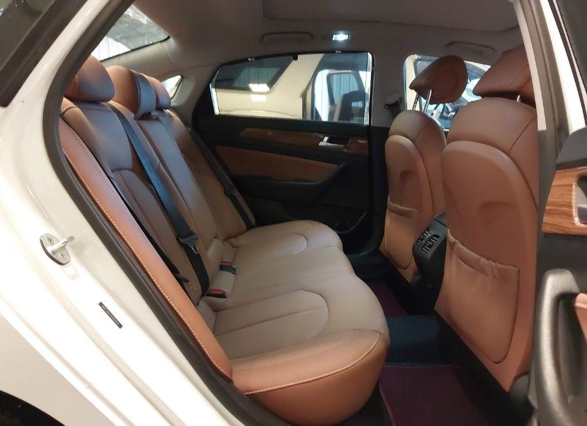 Photo 8 of 2015 Hyundai Sonata LIMITED (VIN 5NPE34AF1FH209539)