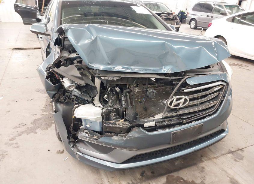 Photo 6 of 2015 Hyundai Sonata SPORT (VIN 5NPE34AF1FH212859)