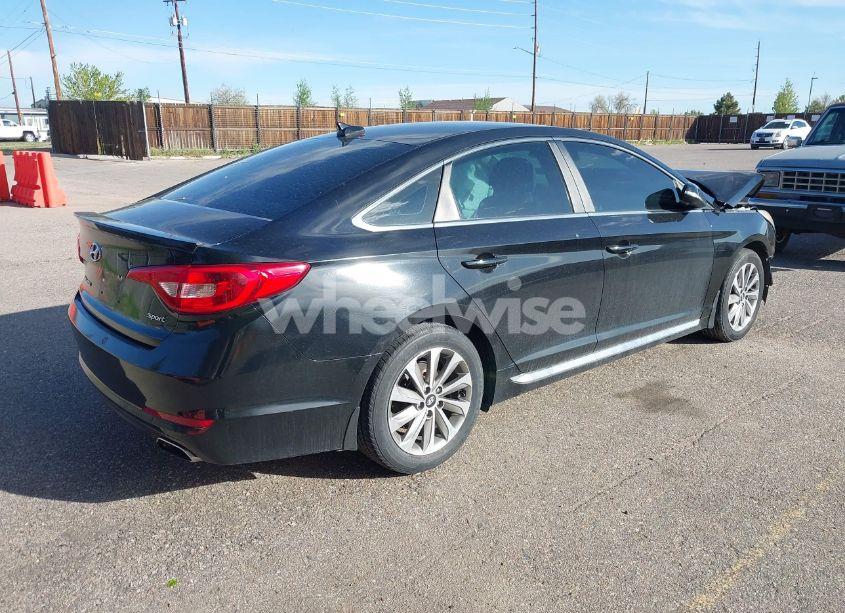 Photo 4 of 2015 Hyundai Sonata SPORT (VIN 5NPE34AF1FH225143)