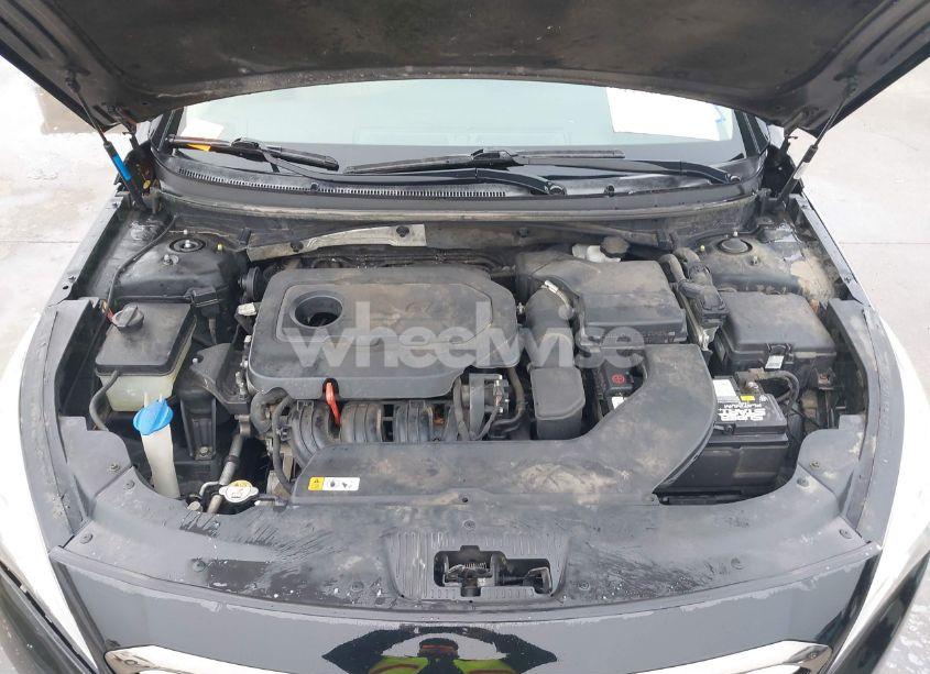 Photo 10 of 2015 Hyundai Sonata LIMITED (VIN 5NPE34AF1FH239933)
