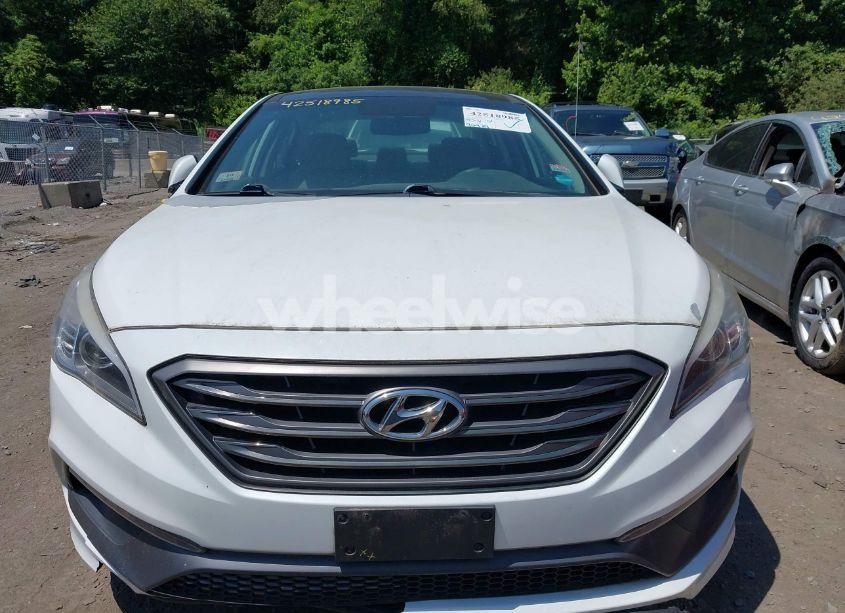 Photo 12 of 2016 Hyundai Sonata LIMITED (VIN 5NPE34AF1GH290365)
