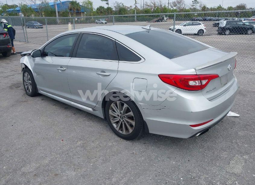 Photo 3 of 2016 Hyundai Sonata SPORT (VIN 5NPE34AF1GH333182)