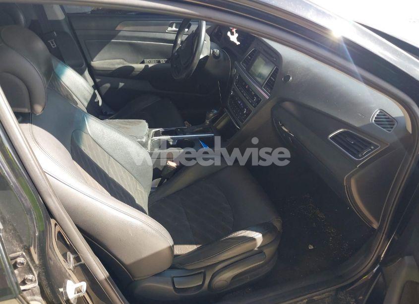 Photo 5 of 2016 Hyundai Sonata SPORT (VIN 5NPE34AF1GH380809)
