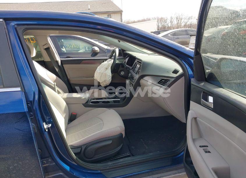 Photo 5 of 2016 Hyundai Sonata SPORT (VIN 5NPE34AF1GH392071)