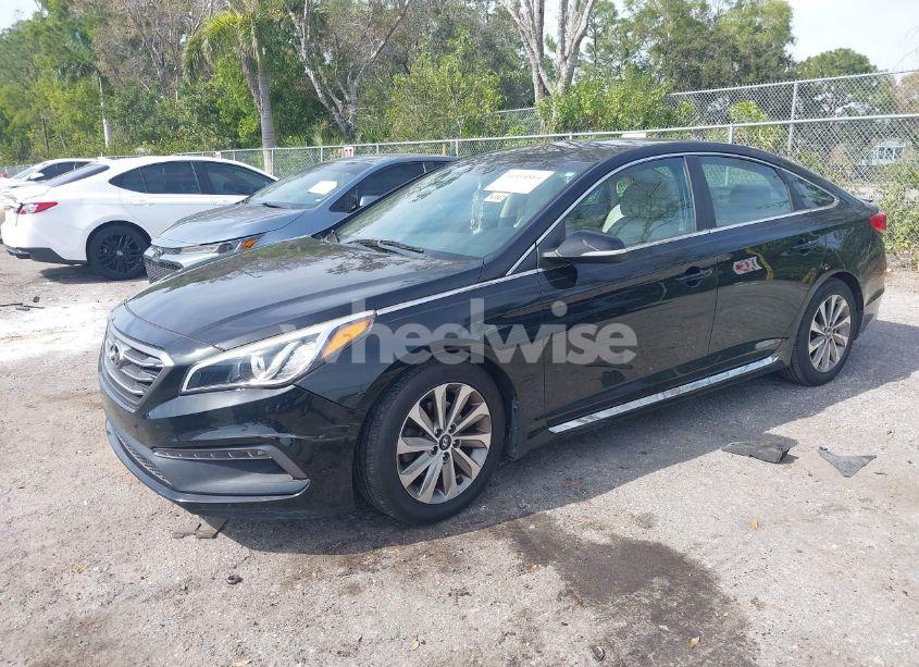 Photo 2 of 2016 Hyundai Sonata SPORT (VIN 5NPE34AF1GH406874)