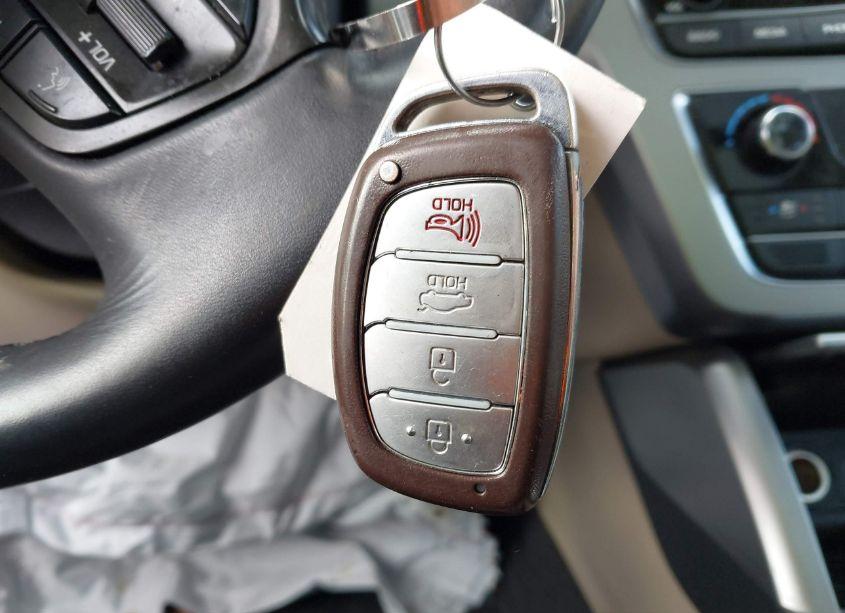 Photo 11 of 2016 Hyundai Sonata LIMITED (VIN 5NPE34AF1GH433704)