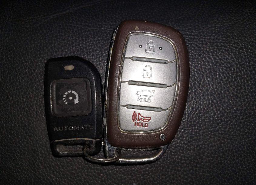 Photo 11 of 2017 Hyundai Sonata SPORT (VIN 5NPE34AF1HH468129)