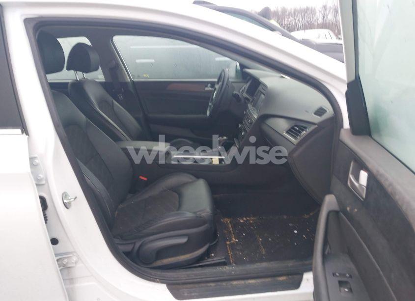 Photo 5 of 2017 Hyundai Sonata SPORT (VIN 5NPE34AF1HH528345)