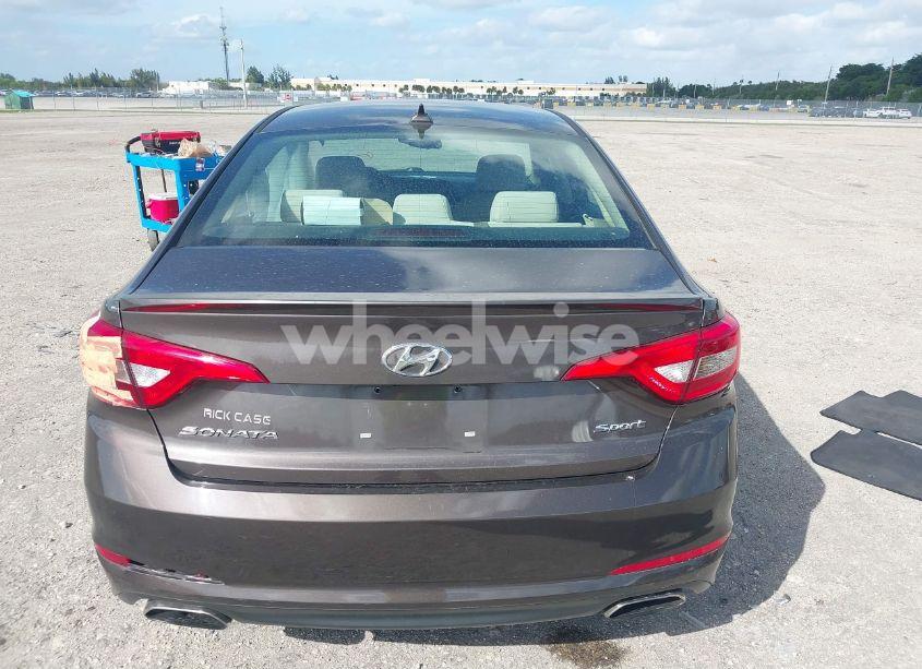 Photo 16 of 2017 Hyundai Sonata SPORT (VIN 5NPE34AF1HH565752)
