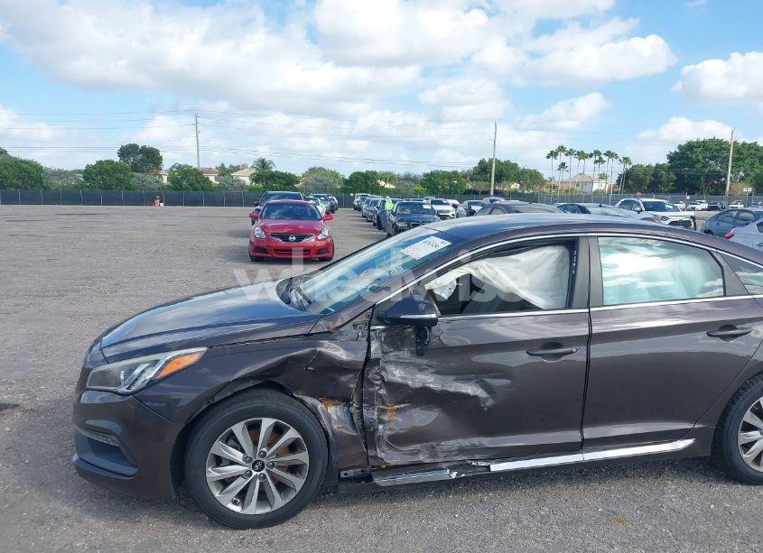 Photo 6 of 2017 Hyundai Sonata SPORT (VIN 5NPE34AF1HH565752)