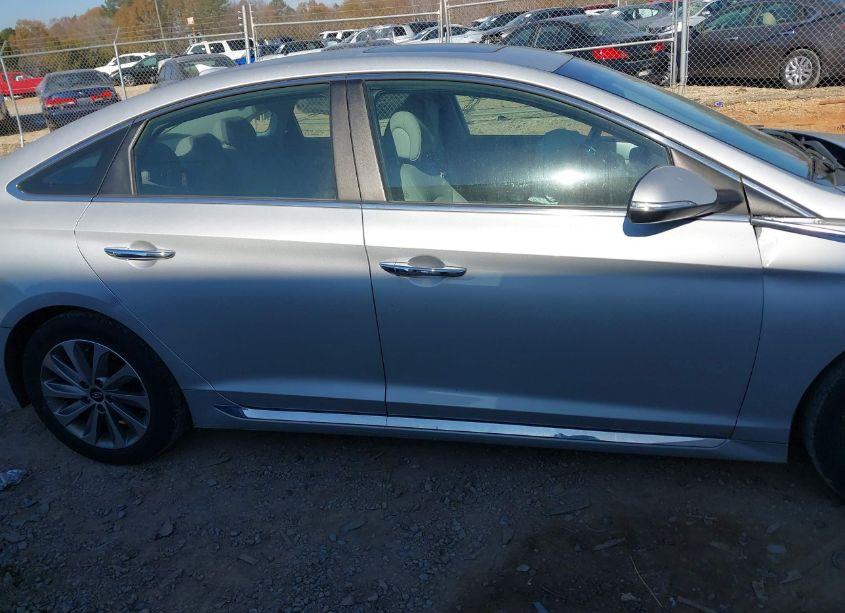 Photo 13 of 2017 Hyundai Sonata SPORT (VIN 5NPE34AF1HH573740)