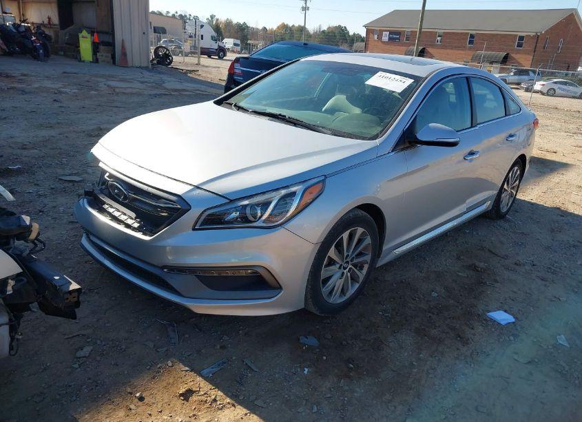 Photo 2 of 2017 Hyundai Sonata SPORT (VIN 5NPE34AF1HH573740)