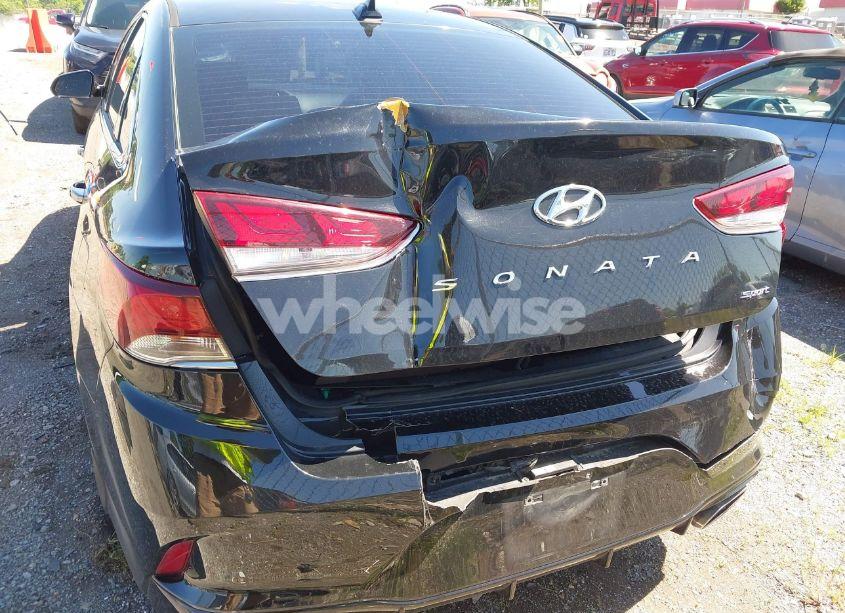 Photo 6 of 2018 Hyundai Sonata SPORT (VIN 5NPE34AF1JH601171)