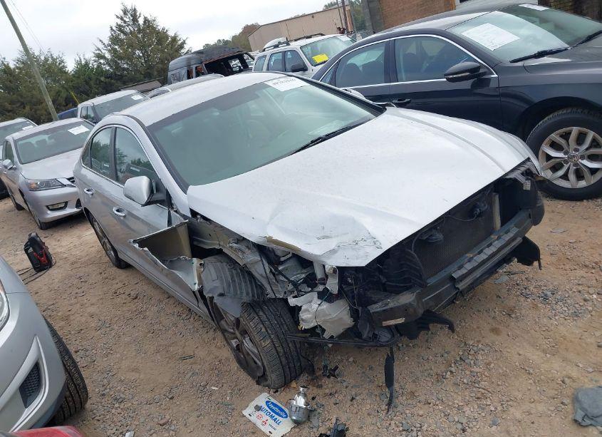 2018 Hyundai Sonata SEL (VIN 5NPE34AF1JH635191) main photo