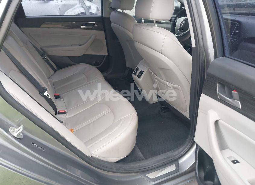 Photo 8 of 2018 Hyundai Sonata LIMITED (VIN 5NPE34AF1JH652136)