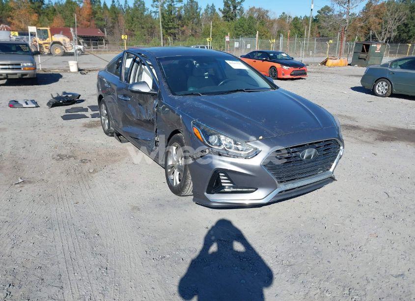 2018 Hyundai Sonata SEL (VIN 5NPE34AF1JH671401) main photo
