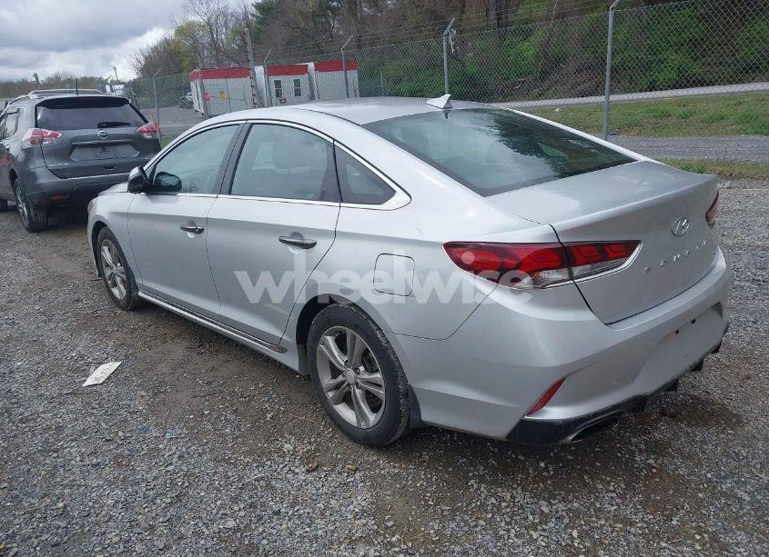 Photo 3 of 2018 Hyundai Sonata SPORT+ (VIN 5NPE34AF1JH701223)