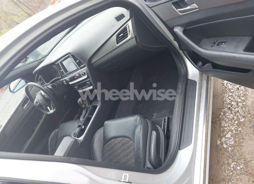 Photo 5 of 2018 Hyundai Sonata SPORT+ (VIN 5NPE34AF1JH701223)