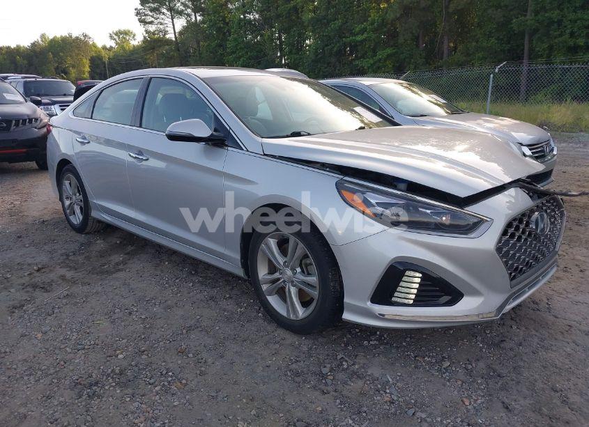 2018 Hyundai Sonata LIMITED (VIN 5NPE34AF1JH704672) main photo