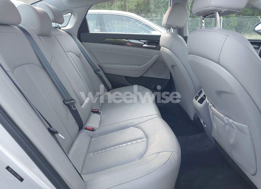 Photo 8 of 2018 Hyundai Sonata LIMITED (VIN 5NPE34AF1JH704672)