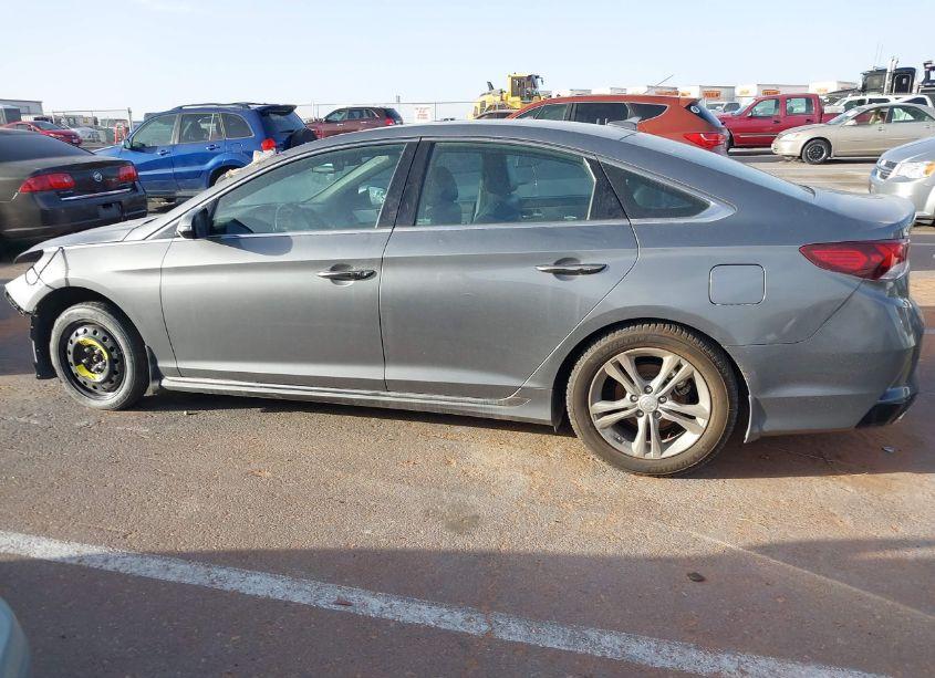 Photo 14 of 2018 Hyundai Sonata SPORT+ (VIN 5NPE34AF1JH706275)