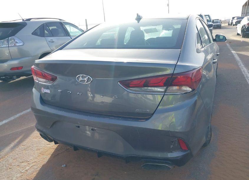 Photo 16 of 2018 Hyundai Sonata SPORT+ (VIN 5NPE34AF1JH706275)