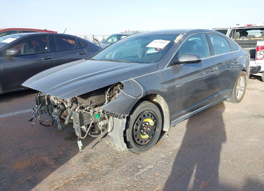 Photo 2 of 2018 Hyundai Sonata SPORT+ (VIN 5NPE34AF1JH706275)