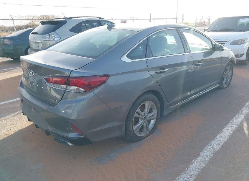 Photo 4 of 2018 Hyundai Sonata SPORT+ (VIN 5NPE34AF1JH706275)