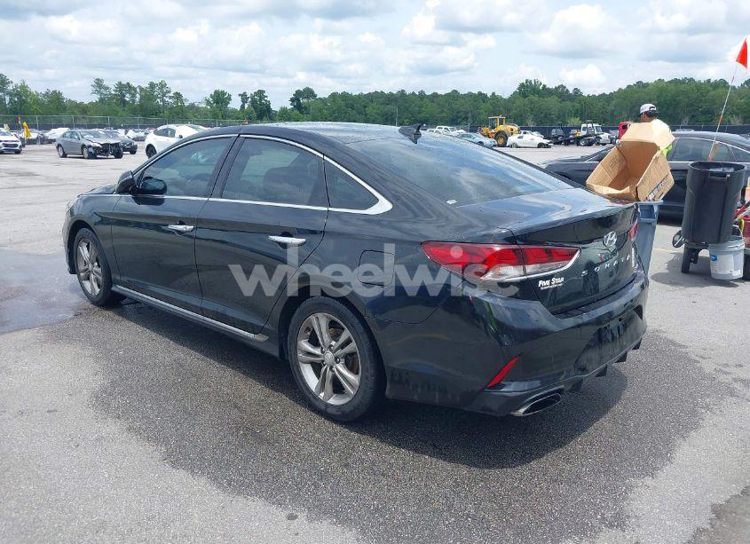 Photo 3 of 2018 Hyundai Sonata SPORT+ (VIN 5NPE34AF1JH707667)