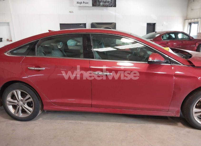 Photo 13 of 2019 Hyundai Sonata LIMITED (VIN 5NPE34AF1KH734661)