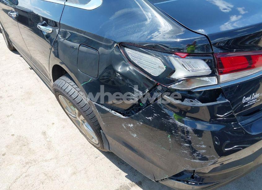 Photo 18 of 2019 Hyundai Sonata LIMITED (VIN 5NPE34AF1KH797081)