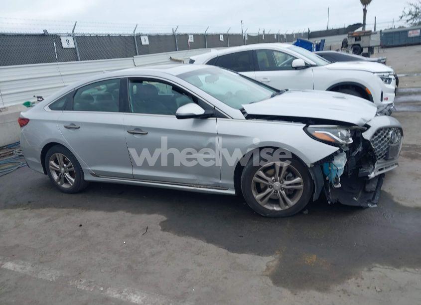 Photo 13 of 2019 Hyundai Sonata SPORT (VIN 5NPE34AF1KH805776)