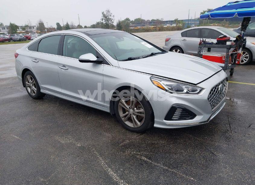 2019 Hyundai Sonata LIMITED (VIN 5NPE34AF1KH808483) main photo