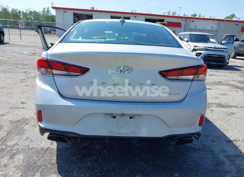 Photo 17 of 2019 Hyundai Sonata SPORT (VIN 5NPE34AF1KH816034)