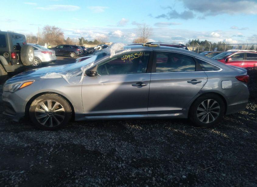 Photo 15 of 2015 Hyundai Sonata SPORT (VIN 5NPE34AF2FH034895)