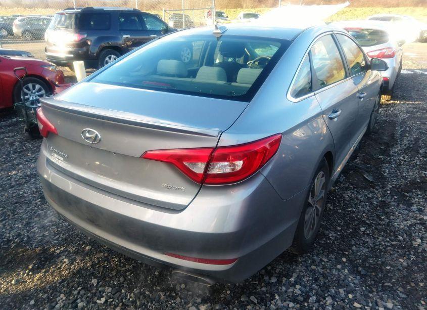 Photo 4 of 2015 Hyundai Sonata SPORT (VIN 5NPE34AF2FH034895)