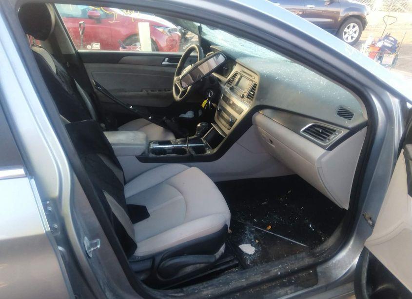 Photo 5 of 2015 Hyundai Sonata SPORT (VIN 5NPE34AF2FH034895)